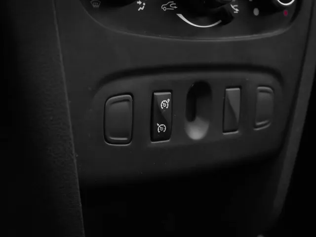 Dacia Sandero TCe 90 Easy-R Serie Limitee Royaal | automaat | airco | trekhaak | LM velgen
