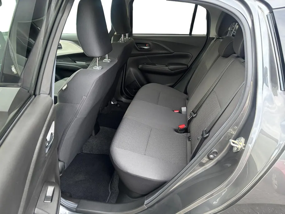 Suzuki Swift 1.2 Style Smart Hybrid | 10 jaar Fabrieksgarantie! | All-season banden | Navigatie | Achteruitrijcamera | Adapt. Cruise Control |