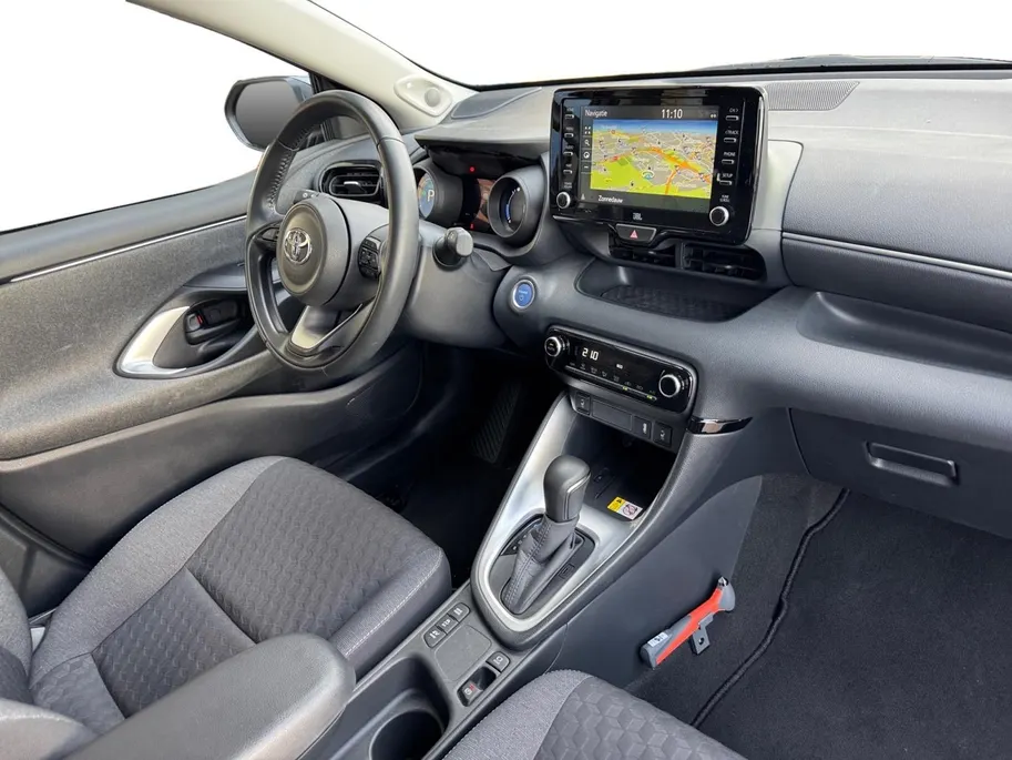 Toyota Yaris 1.5 Hybrid Style | Navigatie | Climate control | Parkeer camera | Stoel verwarming | Keyless