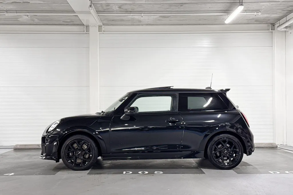 MINI Cooper 3-deurs Cooper C John Cooper Works M