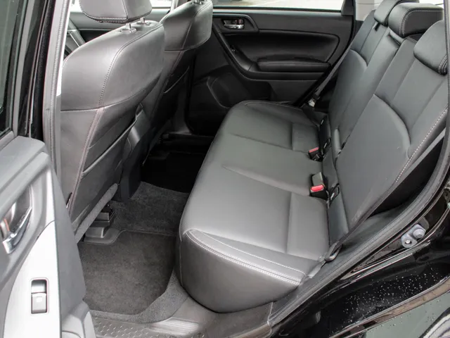 Subaru Forester 2.0 Premium Automaat | Navi | Cruise | Leder | Panodak | Lm-Velgen | Trekhaak