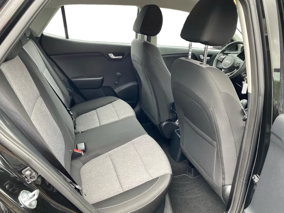 Kia Stonic 1.0 T-GDi MHEV ComfortLine | Airco | Navigatie | Cruise control | Parkeercamera | Apple Carplay/Android Auto