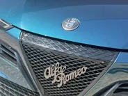 Alfa Romeo Junior 1.2 Turbo 136 PK Ibrida Speciale | Techno | Pano | Camera | Navi