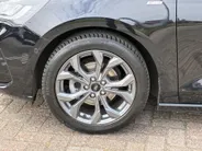 Ford Focus Wagon 1.0 EcoBoost Hybrid ST Line