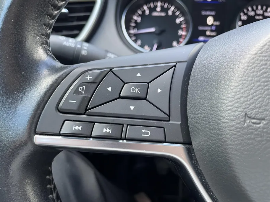 Nissan QASHQAI 1.3 140pk N-Motion / Navi / Cruise / Clima / 360 camera
