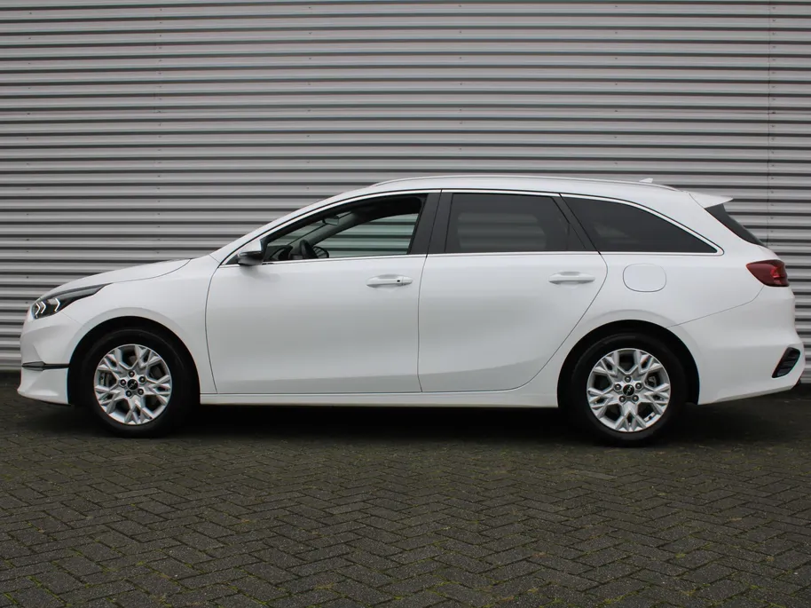Kia Ceed Sportswagon 1.5 T-GDi MHEV DynamicPlusLine | Stoel- & stuurverwarming | Camera | LED | Navi | Elek. achterklep |