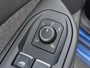 Volkswagen Golf 1.5 eHybrid 204pk DSG Life Edition · Camera · Keyless · Apple/Android Car Play · Stoelverwarming · Apple/Android Car Play · Garantie t/m 17-05-2030 of 100.000km
