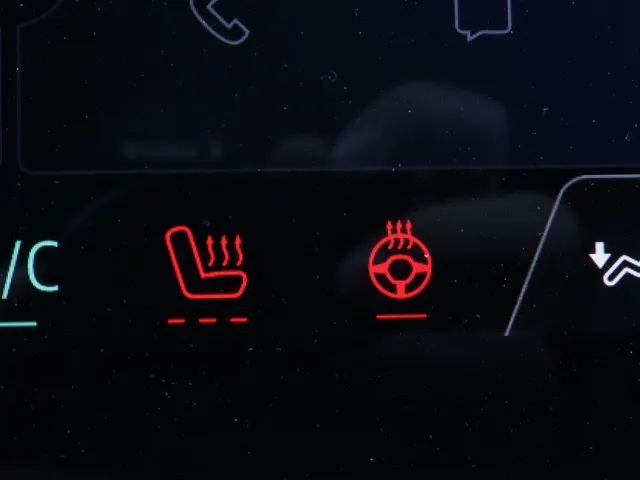 Mitsubishi Eclipse Cross Intense+ 87 kWh | Stuur/Stoel Verwarming | 360* Camera
