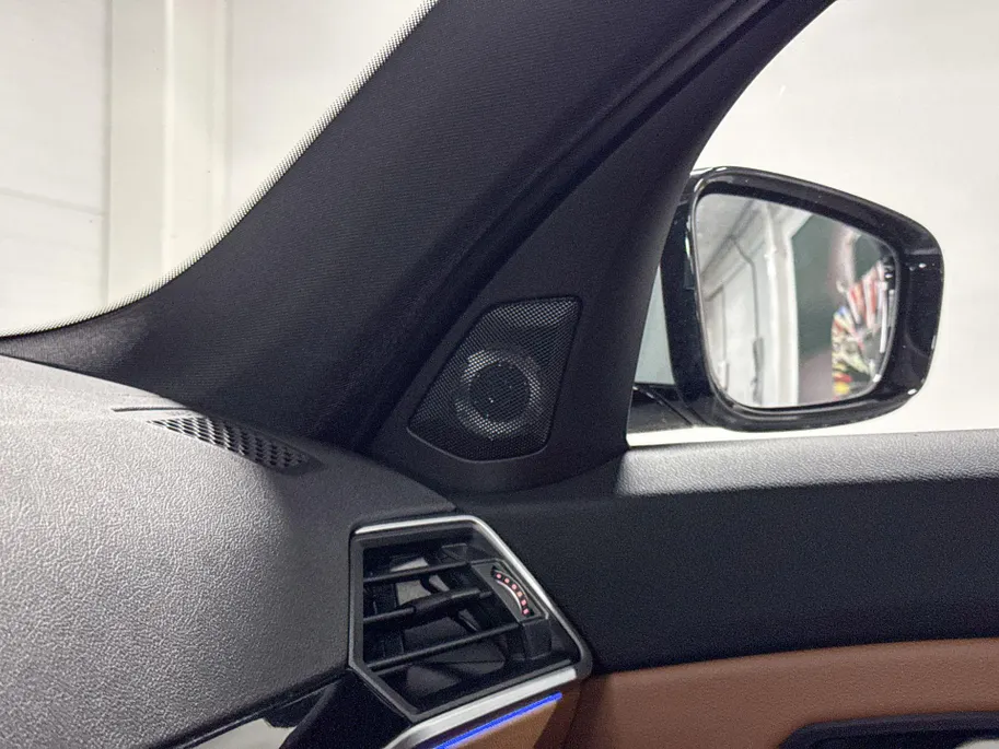 BMW 3 Serie Sedan 330i High Executive Edition