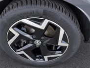 Volkswagen T-Roc 1.5eTsi/150PK R-Line · Trekhaak · Navigatie · Camera + Parkeersensoren · Stoelverwarming · Apple/Android Car Play · Garantie t/m 19-01-2028