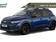 Dacia Sandero Stepway TCe 110 limited edition NU met € 1.900,- Zeeuw & Zeeuw voorraadkorting en GRATIS 5 jaar fabrieksgarantie tot 100.000km t.w.v. € 290,- | 1,9% Actiefinanciering i.c.m. Dacia 50/50 Deal |