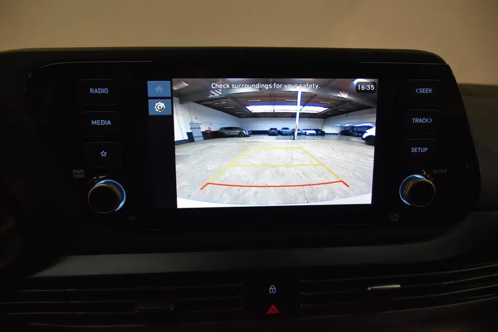Hyundai i20 1.2i Comfort | 4-cilinder | Navi | Cruise Control | Camera