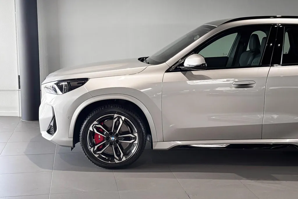 BMW iX1 eDrive20 M Sport Edition
