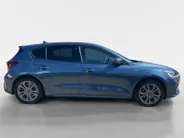 Ford Focus 1.0 EcoBoost Hybrid ST Line Stoel/stuur/voorruitverwarming | Achteruitrijcamera | Apple/Android Carplay | Parkeersensoren |