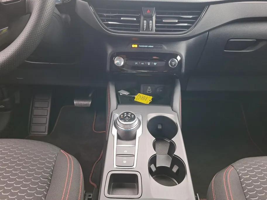 Ford Kuga 2.5 PHEV ST-Line | Winterpack | Driver assistance pack | NL auto