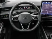 Volkswagen ID.7 Pro Business 286pk 77 kWh · SOH 97,2% · 360 Camera · Head-Up · Alarm · Elek. Trekhaak · Keyless · Elek. Voorstoelen · 20'' Inch · Gratis onderhoud & APK t/m 30-01-2030 · EXTRA INRUILKORTING ·