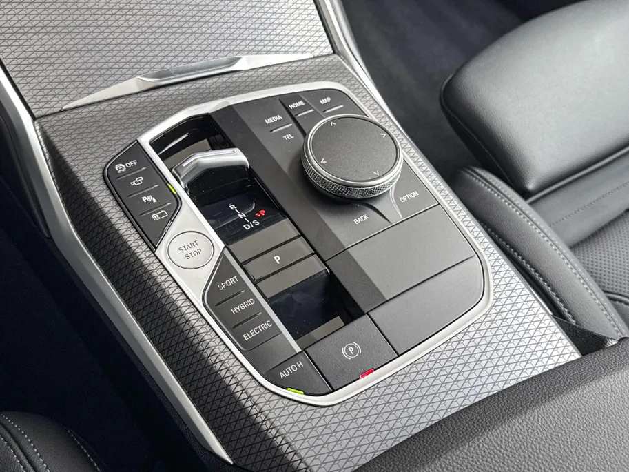 BMW 3 Serie Touring 330e
