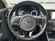 Kia Niro 1.6 GDi Hybrid DynamicLine | Trekhaak Vast + 13-Polige Stekker | All-Seasonbanden | Apple Carplay / Android Auto | Navigatiesysteem | Parkeersensoren + Camera Achter | Cruise Control | Rijstrooksensor + Correctie