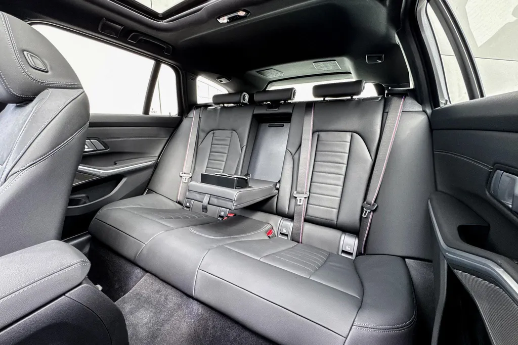 BMW 3 Serie Touring 330e