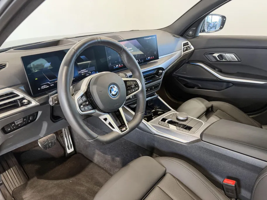BMW 3 Serie Touring 330e Innovation Pack M Sportpakket Pro