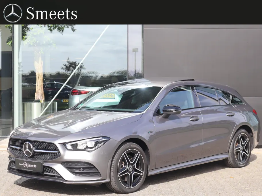 Mercedes-Benz CLA Shooting Brake 250 e Premium l Panoramadak l Stoelverwarming l Achteruitrij camera