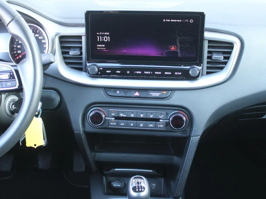 Kia Ceed Sportswagon 1.0 T-GDi DynamicLine | Camera | Clima | Cruise | 16' LM | Navi | LED | Apple CarPlay/Android Auto |