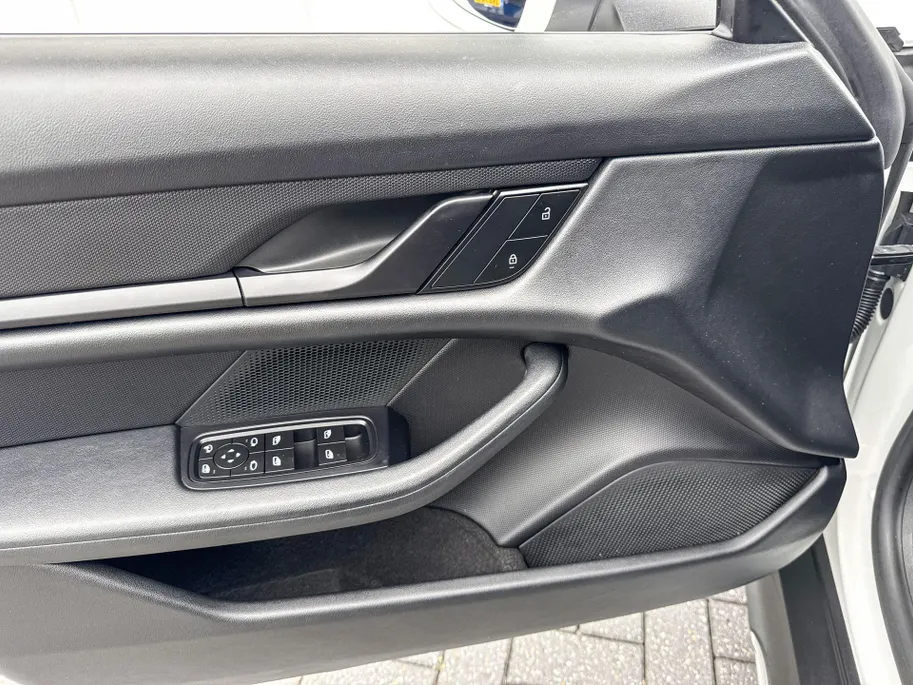 Porsche Taycan Cross Turismo 4 93 kWh