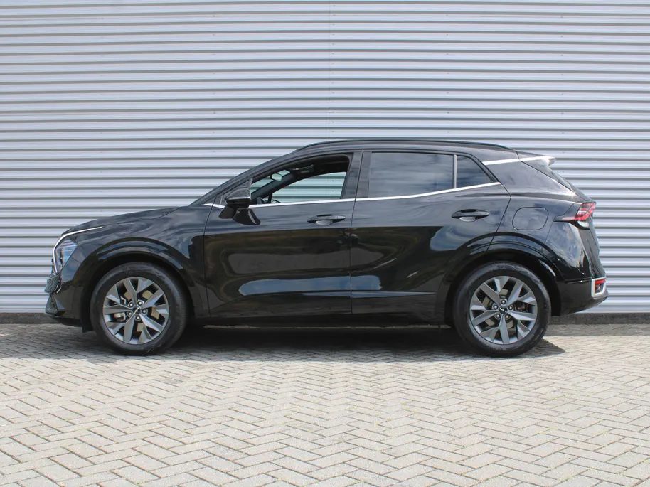 Kia Sportage 1.6 T-GDi Hybrid GT-Line | Stuur-/stoelverwarming | Elek. stoelverstelling + achterklep | Schuifdak | 18' LM | Cruise adapt. | Camera |