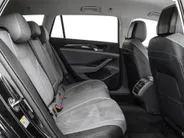 Volkswagen Passat Variant 1.5 eTSI 150pk DSG Business · Camera · Stuur- & Stoelverwarming · Apple/Android Car Play · Massagefunctie Voorstoelen · Garantie t/m 11-06-2028 of 100.000km