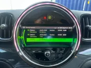 MINI Countryman 1.5 Cooper Chili | Harman & Kardon | Elektrische Stoelverstelling | Automatische Achterklep | Camera | Navi | Parkeersensoren | Cruise & Climate Control | 12 Maanden BOVAG Garantie