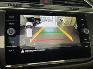 Volkswagen Tiguan 1.4 TSI 245pk DSG eHybrid R-Line Business+ · Panoramadak · Camera · IQ.Light · Apple/Android Car Play · Navigatie · 19'' Inch ·