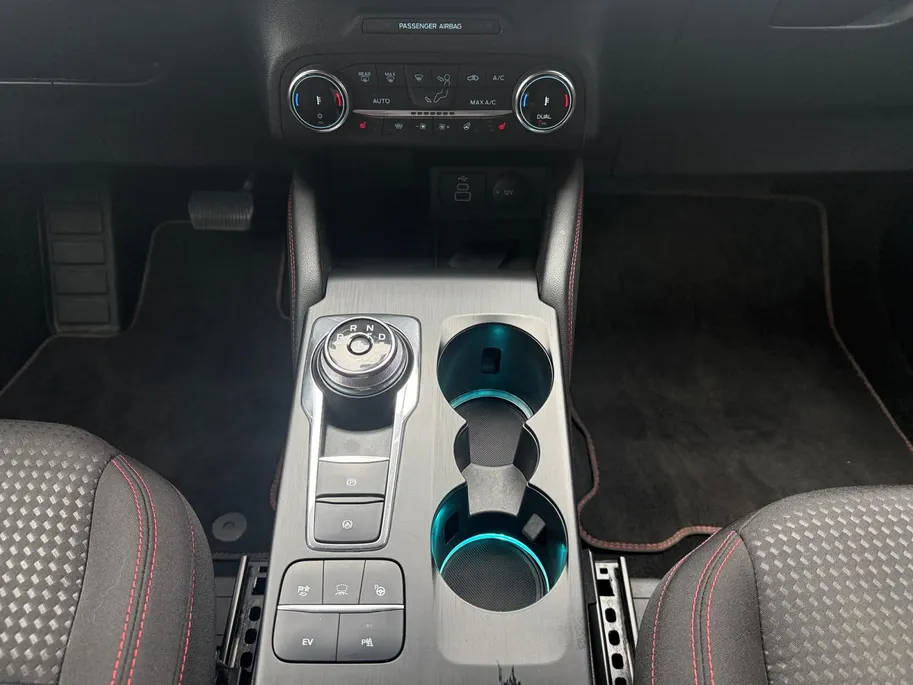 Ford Kuga 2.5 PHEV ST-Line | Winter Pack | Elektr. Achterklep | Achteruitrijcamera | Dodehoek detectie | Adapt. Cruise Control | 12 maanden garantie! |