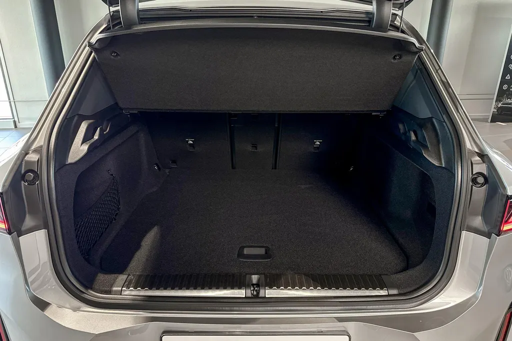 BMW iX3 40 eDrive 83 kWh