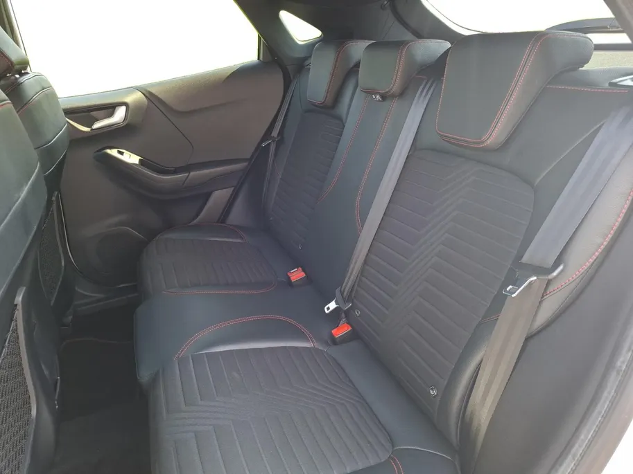 Ford Puma 1.0 EcoBoost Hybrid ST-Line X First Edition | Winterpack | Driver Assistancepack | Matrix Ledkoplampen | 18' Lichtmetaal | Adaptive Cruisecontrol | Camera | Climate Control | Dodehoekdetectie |