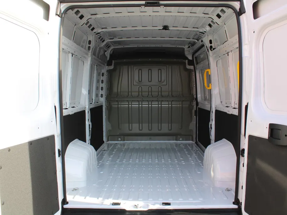 Opel Movano 2.2D 140 S&S L2H2 3.5t | BPM Vrij | Keyless Entry | Camera | Carplay | Cruise | Draadloos laden |