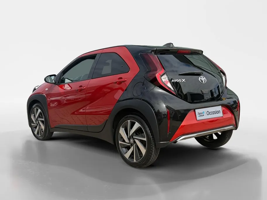 Toyota Aygo X 1.0 VVT-i MT Envy | JBL Speakers | Adaptieve Cruise Control | Camera | Climate Control | Volledig Dealer Onderhouden | 10 Jaar Fabrieksgarantie