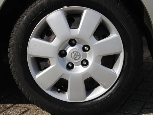 Toyota Corolla Verso 1.8 VVT-i Terra 7p. | Automaat | Park sens V+A