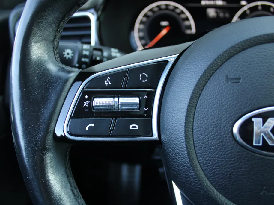 Kia XCeed 1.4 T-GDi ExecutiveLine | Trekhaak | Schuif-/kanteldak | Stuur-/stoelverwarming + ventilatie | 18' LM |