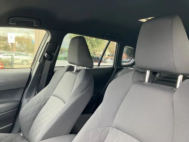 Toyota Corolla Cross 2.0 HP Hybride | Stoel/Stuurverw | Trekhaak | Elek Achterklep