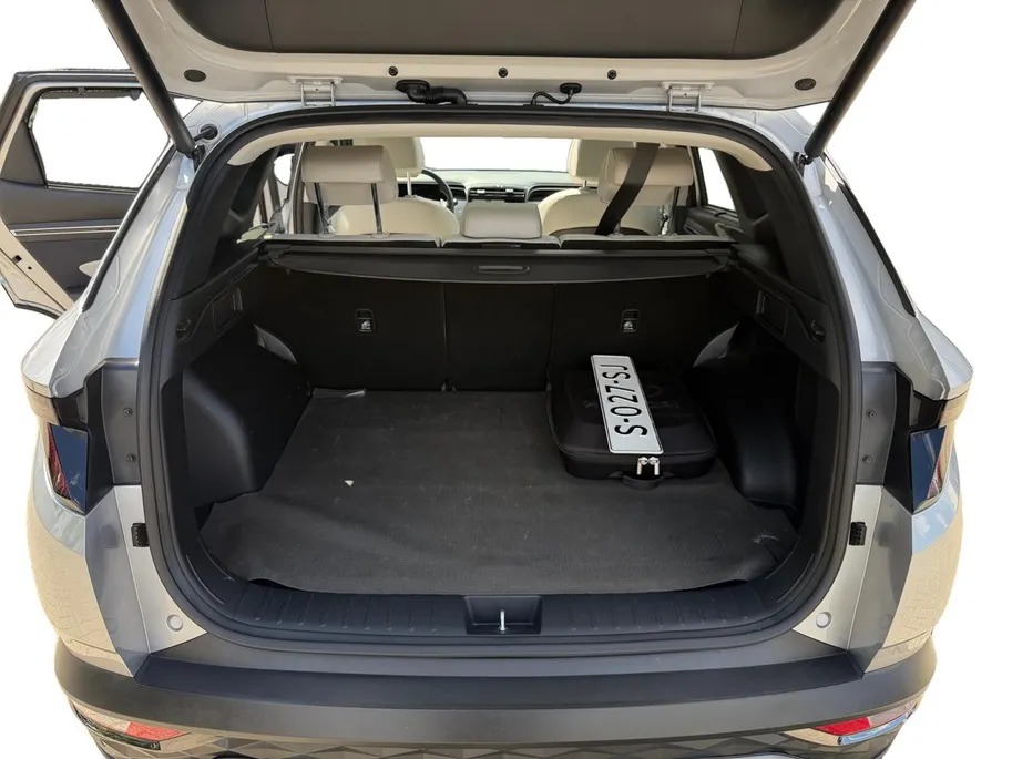 Hyundai Tucson 1.6 T-GDI PHEV Premium Sky 4WD | Leder | Panoramadak | Adaptice Cruise | Trekhaak | Clima