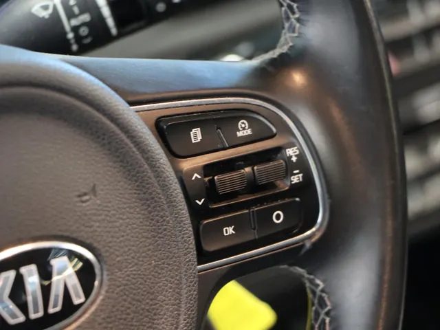 Kia Niro 1.6 GDi Hybrid First Edition