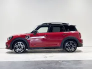 MINI Countryman Cooper SE ALL4 John Cooper Works Essence Pack