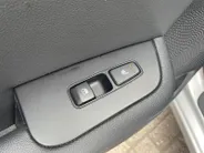 Kia Ceed Sportswagon 1.0 T-GDi ExecutiveLine | Navigatie| Climate Control| Cruise Control| Stoel verwarming| Stuur verwarming| Camera| elec. stoel met geheugen| JBL speakers| Schuif en kanteldak!