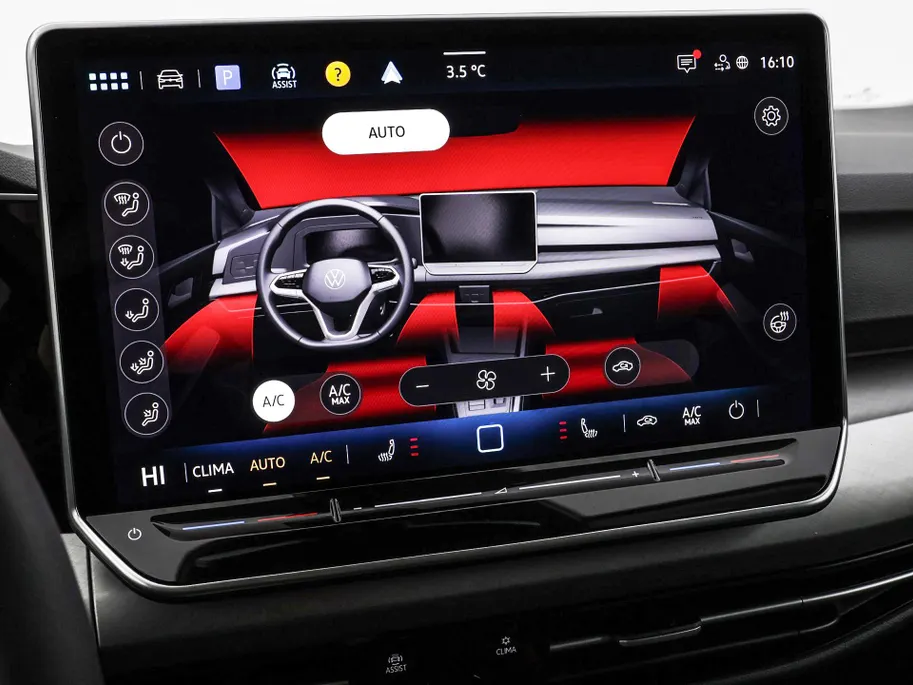 Volkswagen Golf variant Life Edition 1.5 eTSI 116 pk 7 versn. DSG · Achteruitrijcamera · draadloze telefoonlader · Trekhaak inklapbaar, met elektrische ontgrendeling ·