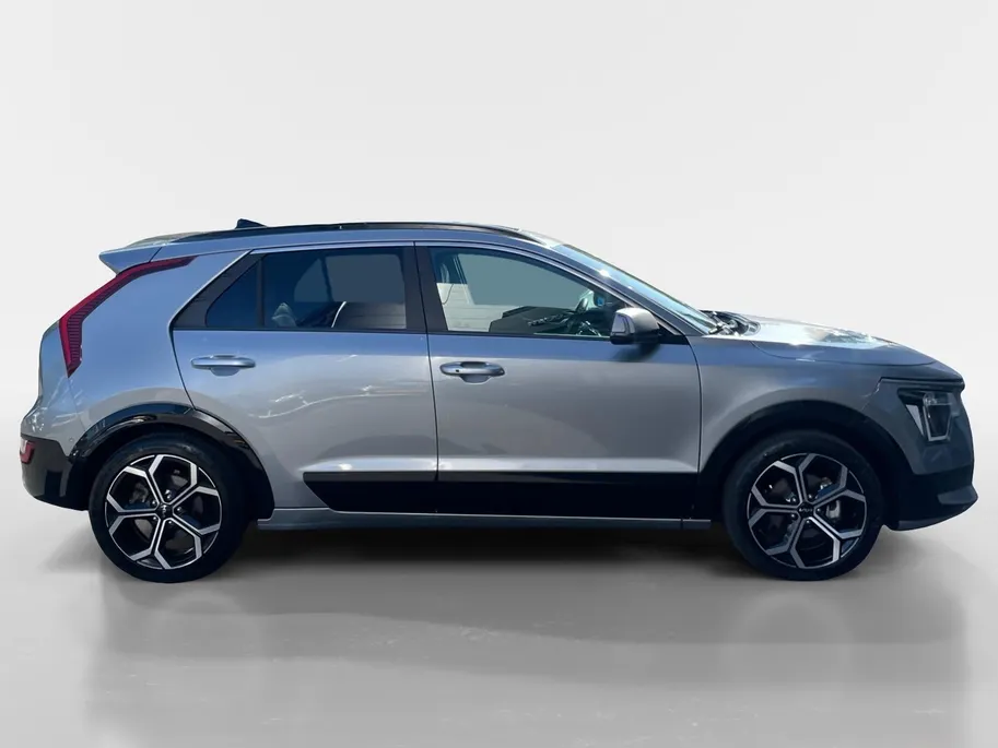 Kia Niro 1.6 GDi PHEV ExecutiveLine | Cruise Control | Climate Control | Camera | Navigatie | Stoelverwarming | Stuurverwarming | Stoelventilatie | Memory | Open Dak |