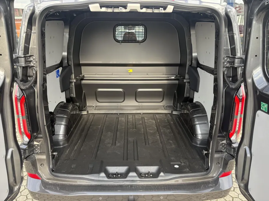 Ford Transit Custom 320 2.0 TDCI L1H1 Sport DC AWD | trekhaak | dubbele elektrische schuifdeuren | 360 camera