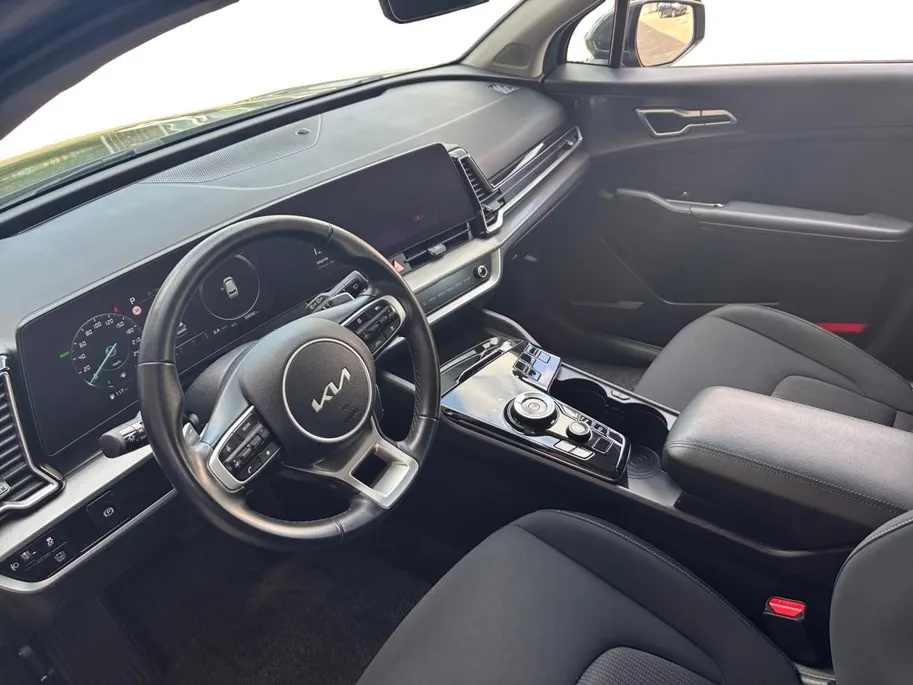 Kia Sportage 1.6 T-GDi Hybrid DynamicLine | Trekhaak | Navigatie | Camera | Adaptieve cruise control | Parkeersensoren voor en achter | Apple Carplay / Android Auto |