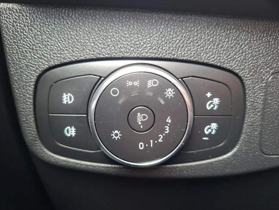 Ford Focus Wagon 1.0 EcoBoost Hybrid ST Line X 155Pk | NL-Auto | 1e eigenaar | Winterpack | Driver Assistancepack | El. Trekhaak | 18' Lichtmetaal | Adaptive Cruisecontrol | Dodehoekdetectie | AGR-best. stoel | B&O Audio |