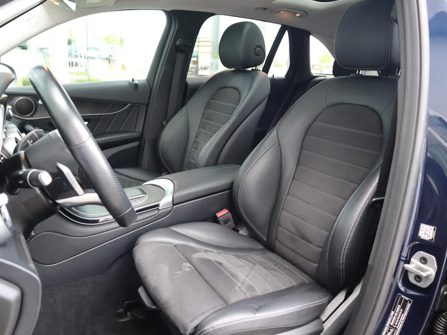 Mercedes-Benz GLC 300e 4MATIC Premium Plus l Trekhaak l Panoramadak l stoelverwarming