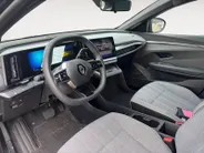 Renault Megane E-Tech comfort range Evolution 60 kWh DEMO| NAVI AIRCO CRUISE CONTROLE APPLE CARPLAY ANDROID AUTO ADAPTIEVE CRUISE CONTROLE 20INCH VELGEN ZEER MOOIE AUTO